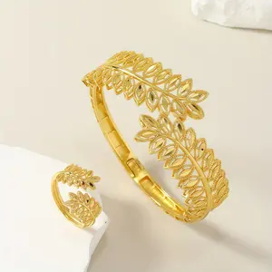 Luxury Women's Bracelet 18K Gold Plated Light Luxury Leaves Hollow Out Wedding Bridal Cuff Bracelet Set, suitable for festivals, parties to wear, can be used as girlfriend, mother,gifts girlfriend，bracelets for women