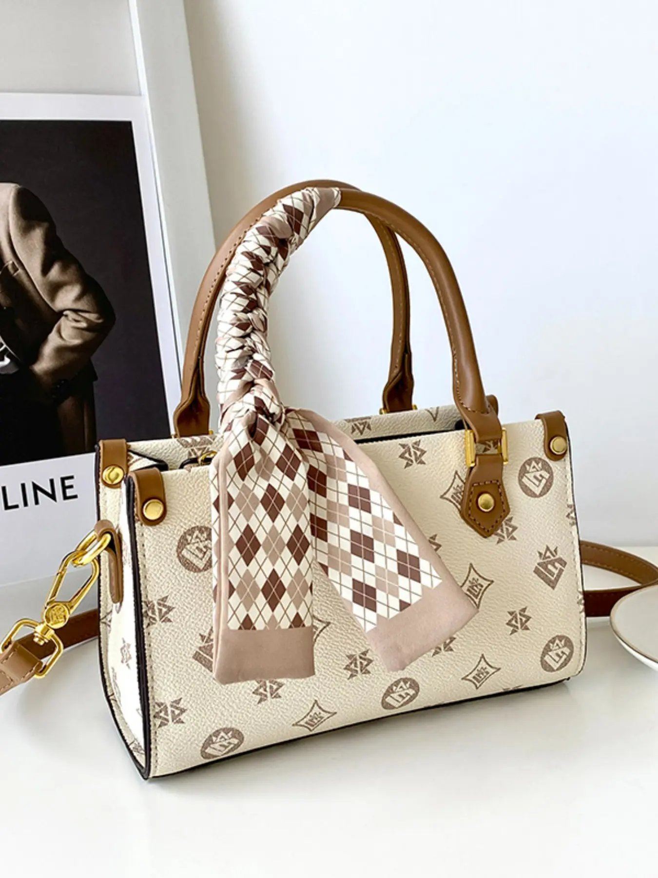 Elegant Printed Scarf-Decorated Handbag, Versatile Fashionable High-Quality Crossbody Bag, Large Capacity Commuter Shoulder Bag, Fashionable Patterned Bag