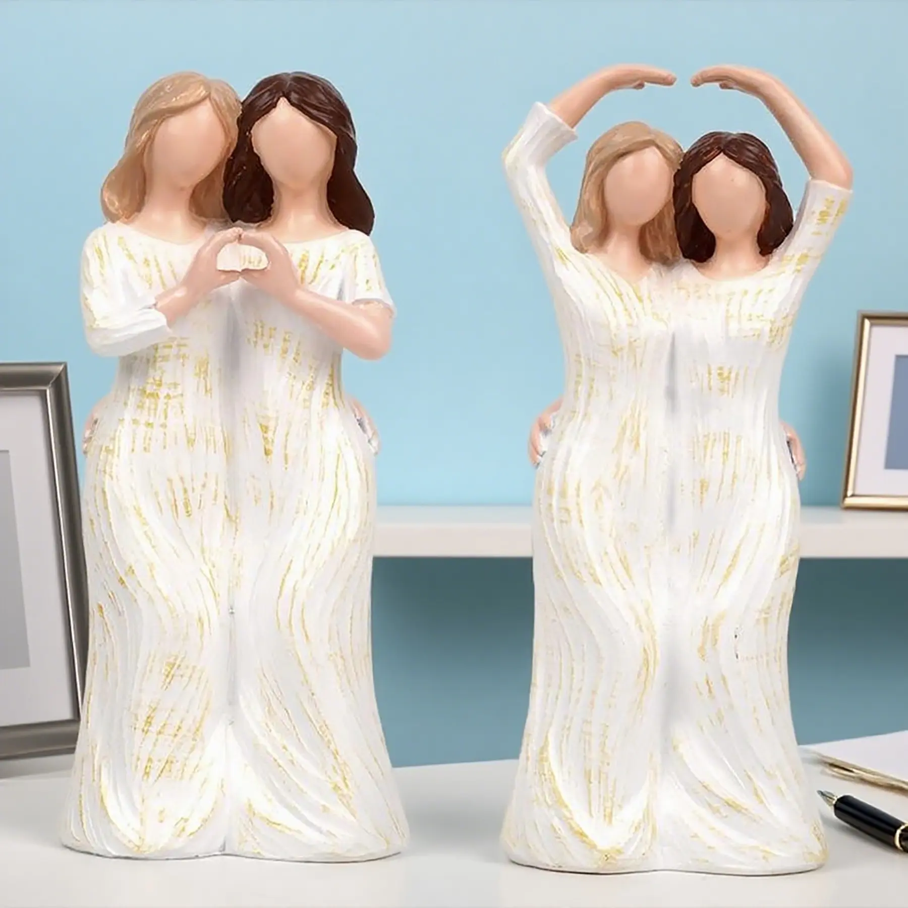 Resin Sister Statue Figurine Gift for Sisters, Christmas Valentine Mother's Day Graduation Celebration Ideal Present, Cute Keepsake Decoration, Collectible Room Decor