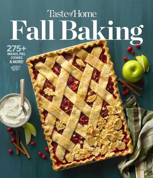USED Book - Taste of Home Fall Baking: 275+ Breads, Pies, Cookies and More! (Paperback) - english
