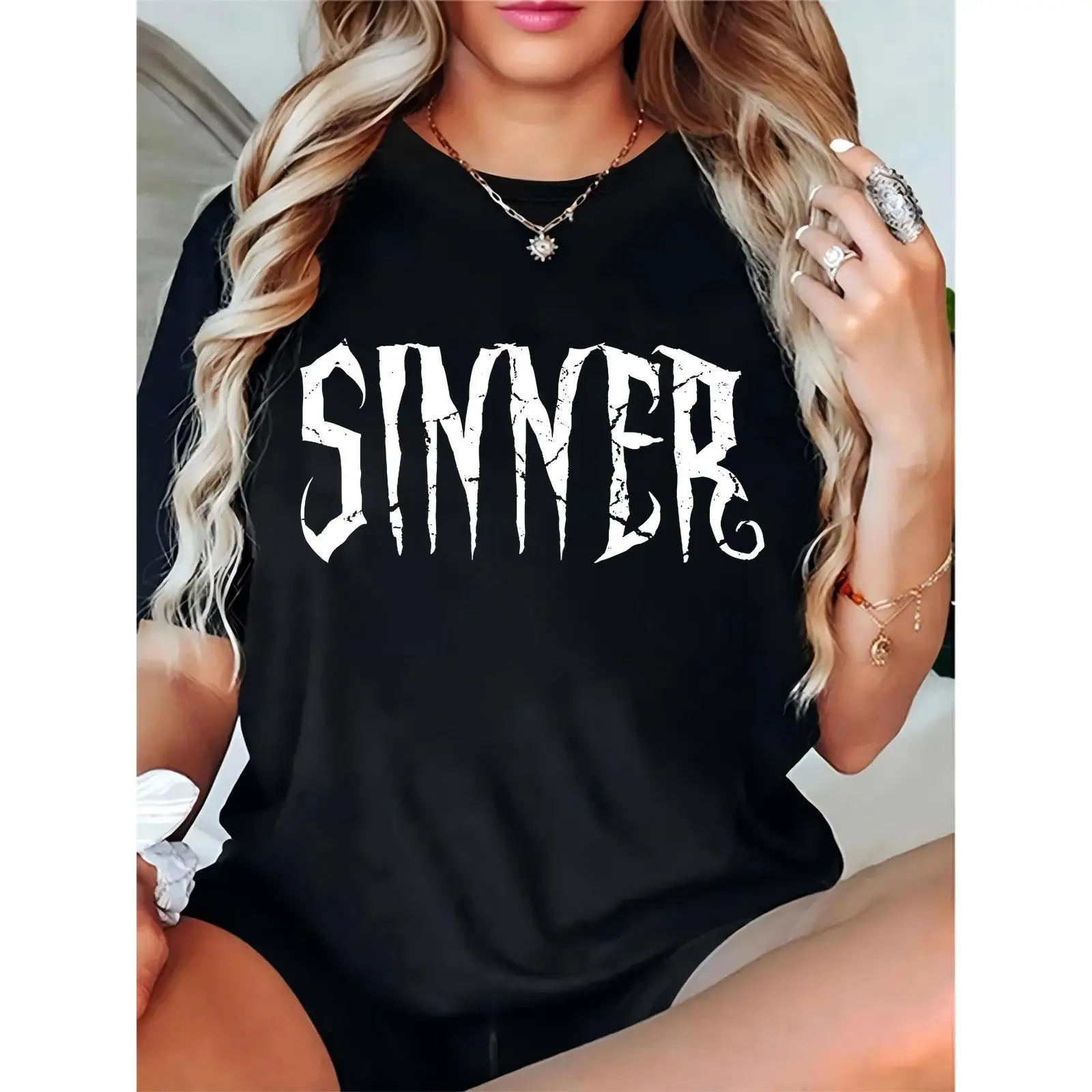 Ladies' Essential Gothic 'SINNER' Cracked Print 100% Cotton Short-Sleeve Round Neck Fit T-Shirt - Comfortable Simple Streetwear Top for Day Wear, Prints, Elegant