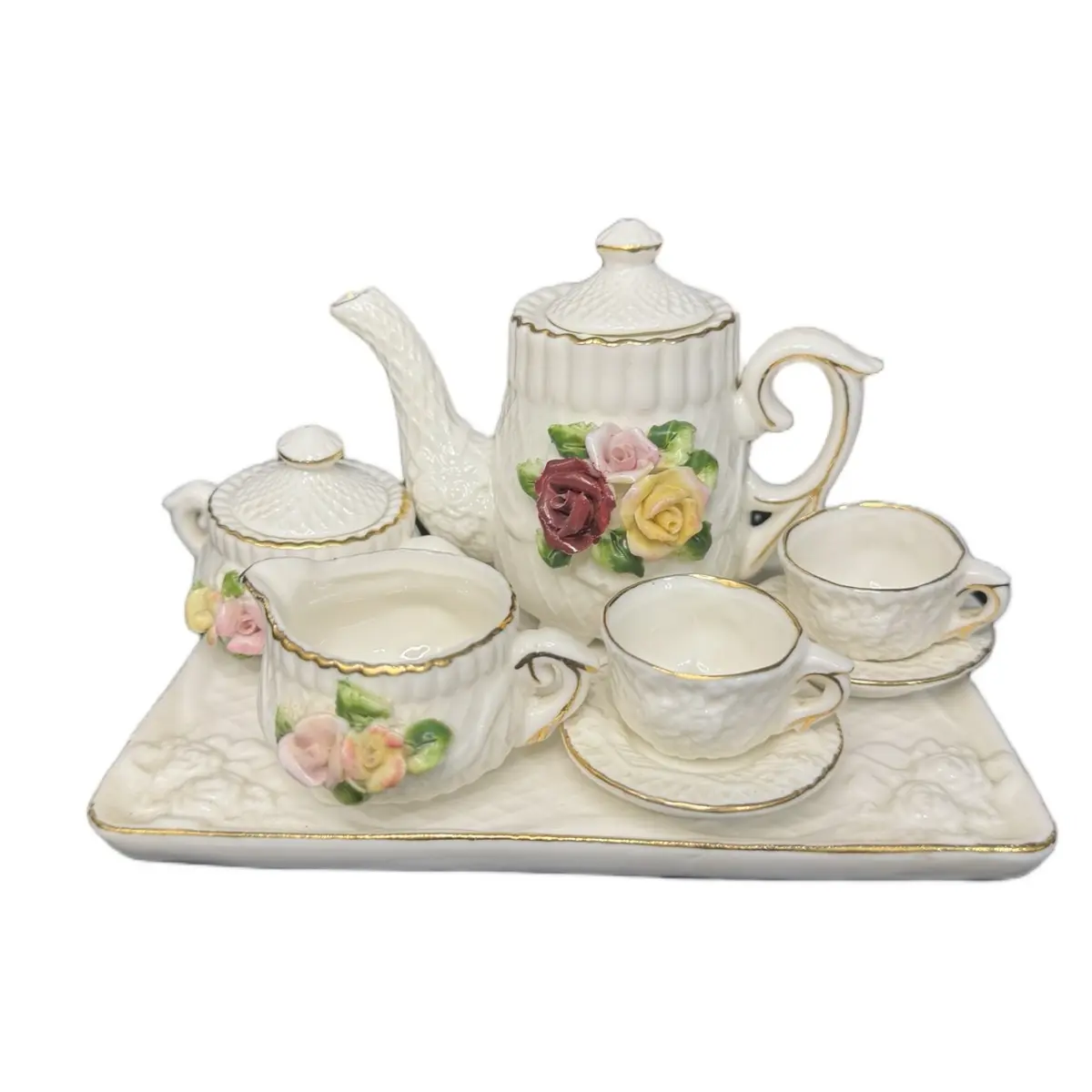 Mini porcelain tea set Mini porcelain tea set