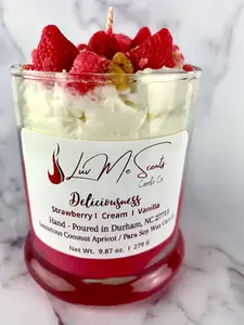 Deliciousness Dessert Candle - Eco-Friendly Coconut Apricot Wax, Strawberry Cheesecake Scent, 60 Hour Burn Time Scented Gift