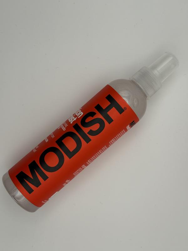 MODISH Heat Protection Mist - Deionized Water for Glossy Haircare - Protects from Heat Damage & Adds Shine - Versatile for Various Hair Types
