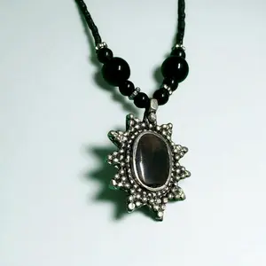Luxury Handmade Antique Black Locket Necklace Vintage Statement Jewelry Medium Size 26cm 18g Classic Design