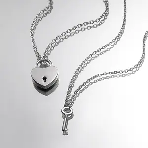 Fashion new couple necklace love lock key love token stainless steel pendant girlfriend key can be unlocked