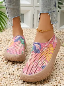 Women's Floral Print Mesh Slip-On Shoes - Breathable Casual Sneakers with Textured Sole for Everyday & Outdoor Activities Footwear