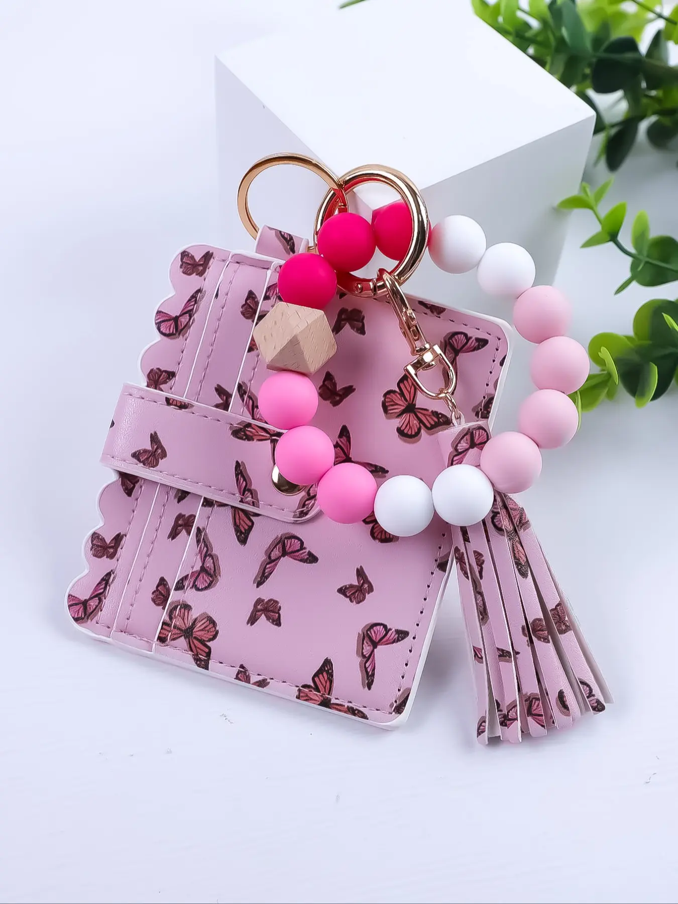 Mother's Day Gift Dreamy Butterfly Keychain Card Holder, Aesthetic Keychain, Round Beads with Matching Fringe Design, Perfect Gift for Friends & Mom, Ideal for Holidays, Keychain Kawaii, Trendy Cute Keychain