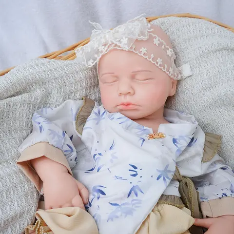 FunCuddle NO.10 18.9-in Full Silicone Reborn Baby Doll, Lifelike Newborn Doll with Realistic Newborn Baby Skin, Full Silicone Body Feels Lifelike, Unisex Roleplay Toy, Girl's Companion, Exquisite Packaging