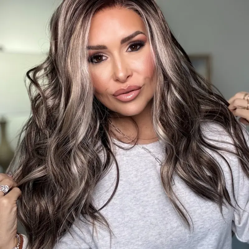 AISOM Greta Iced Mocha Loose Wave 13x4 Free Part Lace Front Wig with Scandinavian Hairline Glueless Wig Low Density 22" Women Wig Daily Use