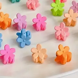 Mini Flowers Hair Clips - Colorful Assorted Designs for Stylish Hair Accessories