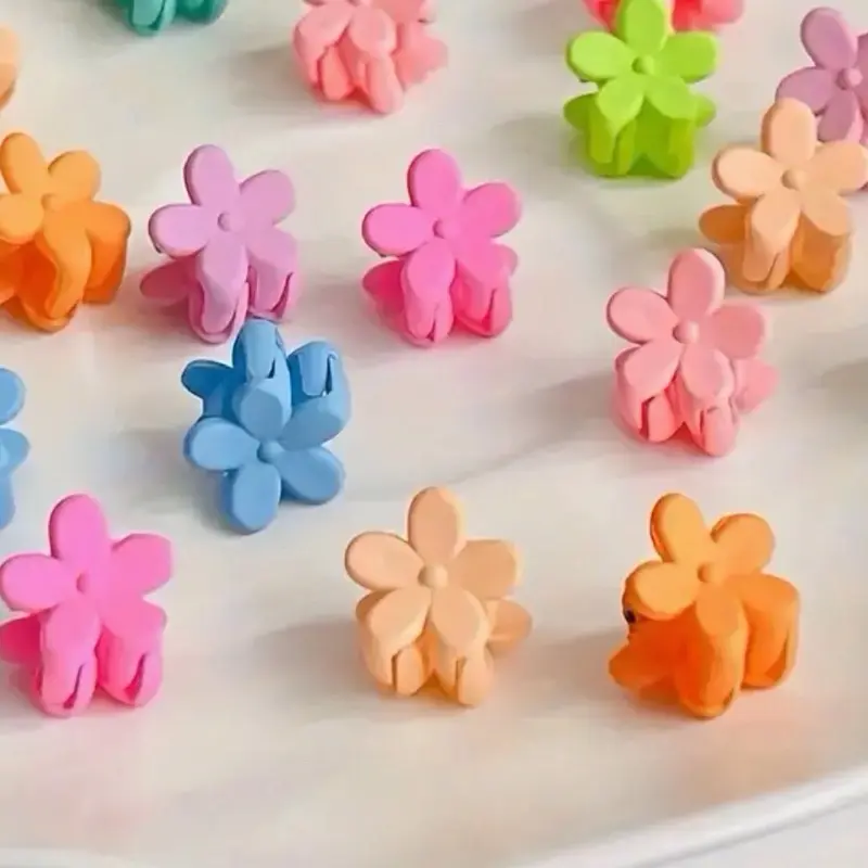 Mini Flowers Hair Clips - 100 Pcs with 25 Pcs Assorted Colorful Designs, 0.78x0.66 Inches Stylish Hair Accessories