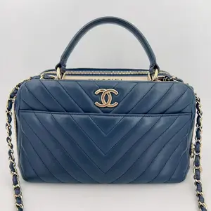 Pre-owned CHANEL leather Crossbody Bags Trendy CC Medium Blue Chevron Bowling Bag