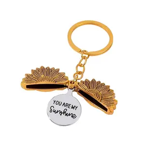 You Are My Sunshine Sunflower Locket Keychain, Romantic Flip Open Keyring, Sweet Love Gift for Her, Sentimental Stainless Steel Bag Charm for Mom Girlfriend