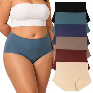 (5pcs) Plus Size Seamless G-String Thongs for curvy women. No camel toe or awkward bulging. Ultra-stretchy high waist, breathable and machine washable. Perfect for yoga, gym, daily wear, matches leggings and sports pants.