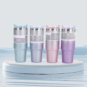 The diamond paint gradient is amazing 900ml dual drinking cup, one lid dual-use, straw direct drinking switch freely, easy to use and beautiful