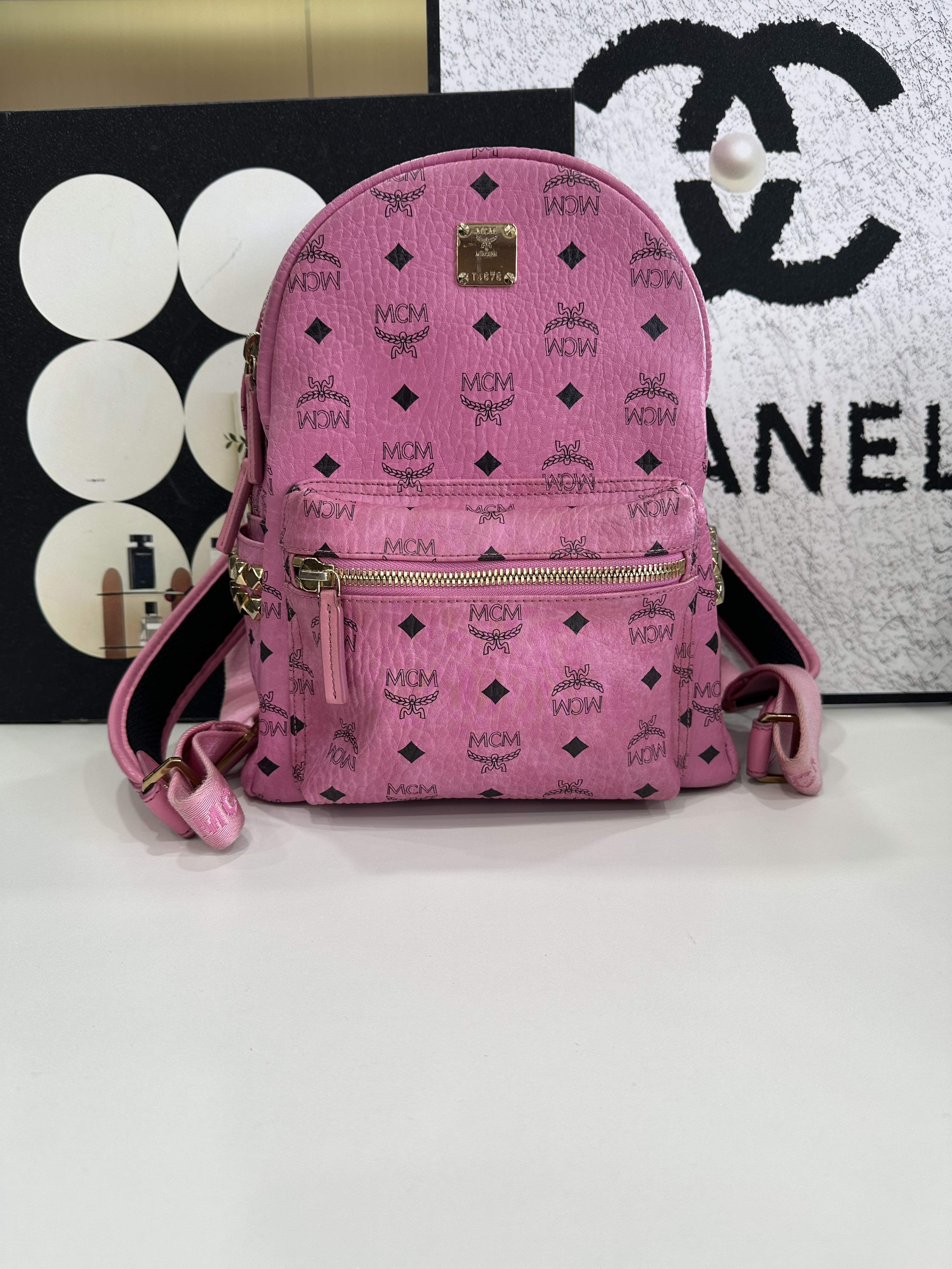 Pre-owned MCM Pink Monogram Visetos Backpack – Date Code T4678