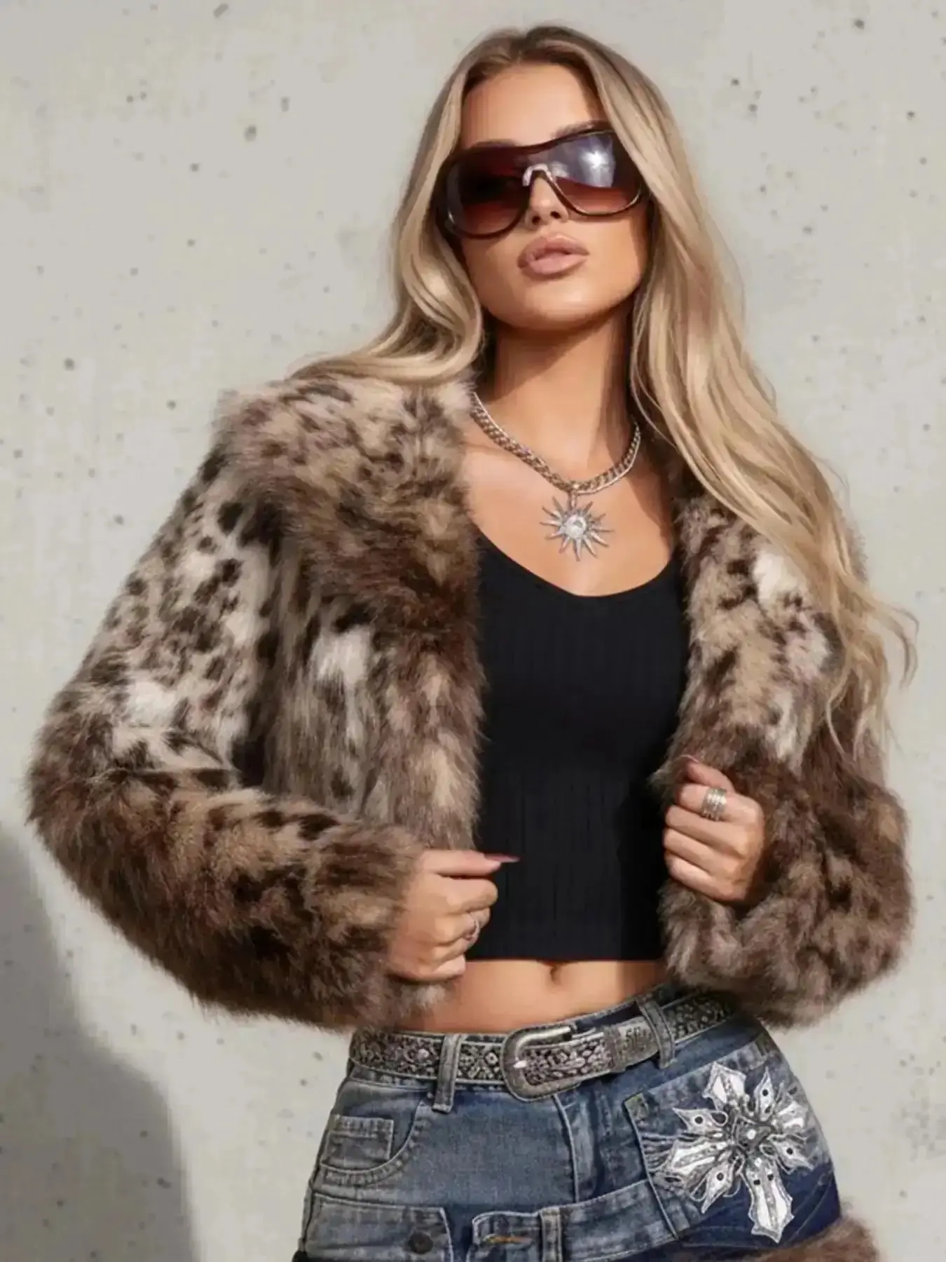Vintage Women's Y2K Leopard Print Faux Fur Short Cardigan Jacket, Jackets, Casual Loose Fit Lapel Neckline Coat, Fashionable Outerwear, Chic, Casual Day, Home Comfort, Coffee Date, Everyday Chic, Evening Chic