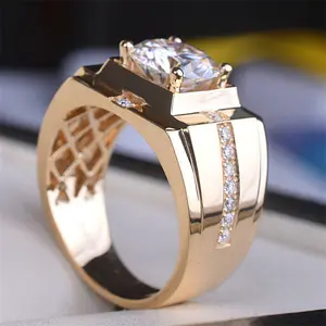 Classic High-Carbon Simulated Diamond Men's Engagement Ring-Moissanite-Inspired Gold-Plated Bold and Stylish Ring