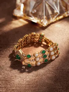 One noble and elegant three-layer diamond encrusted bracelet, suitable for daily commuting, vacation and dating, and also a surprising and exquisite small gift, Fashionable Bracelet