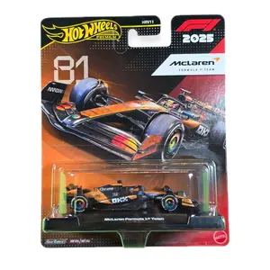 Hot Wheels Premium F1 2025 - McLaren Formula 1 Team (#81 Oscar Piastri)