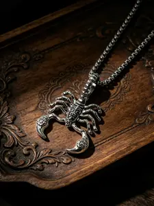 Hip-hop Punk-style Scorpion Pendant Necklace – Edgy, Dark-themed, Gothic Necklace – Unisex – Suitable for any outfit – Perfect for music festivals, Halloween, and Thanksgiving –  Gift Idea
