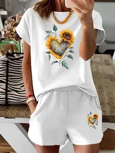 Two-Piece Set Women's Sunflower & Heart Print Short Sleeve Tee & Shorts, Casual Round Neck Fitted T-shirt & Skinny Shorts, Ladies Summer Clothes