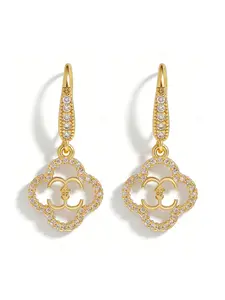 A pair of vintage four-leaf clover earrings, elegant petal design, copper-set synthetic zircon drop earrings, exquisite and luxurious