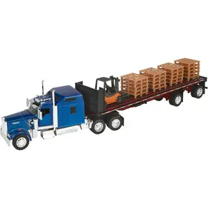 New Ray 1:32 Kenworth W900 Forklift with Pallets Long Haul Trucker