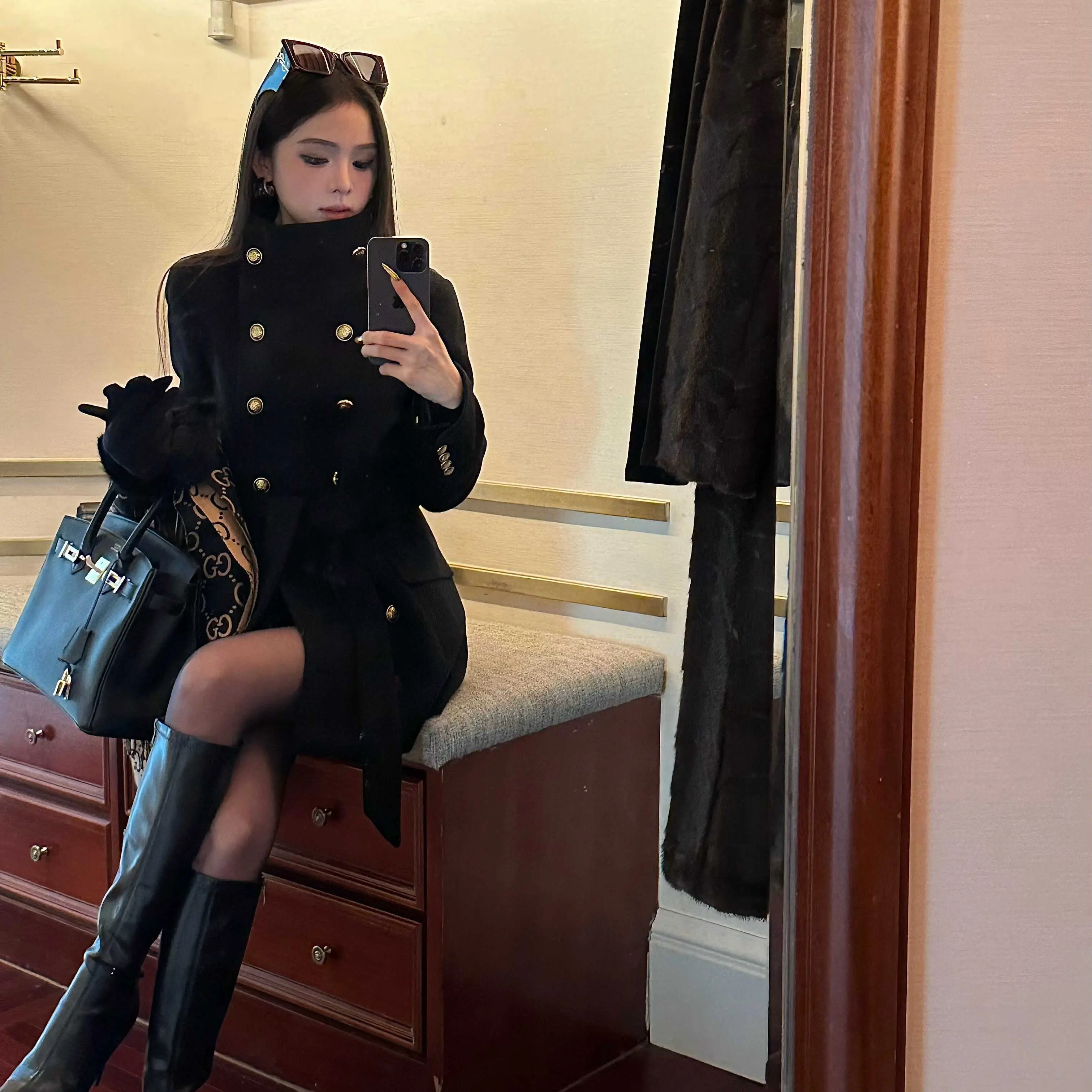 Expensive Woolen Medium And Long Coat