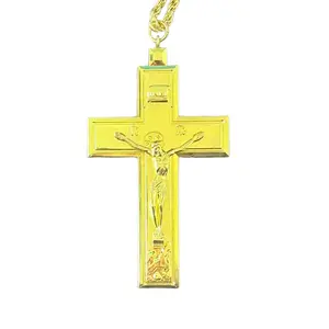 Gold Catholic Crucifix Pendant Necklace, Zinc Alloy Material Gold Plated Jesus Christian Cross Necklace with Chain, Religious Jewelry Gift for Thanksgiving Graduation Gifts and Daily Wear, Daily Wearable