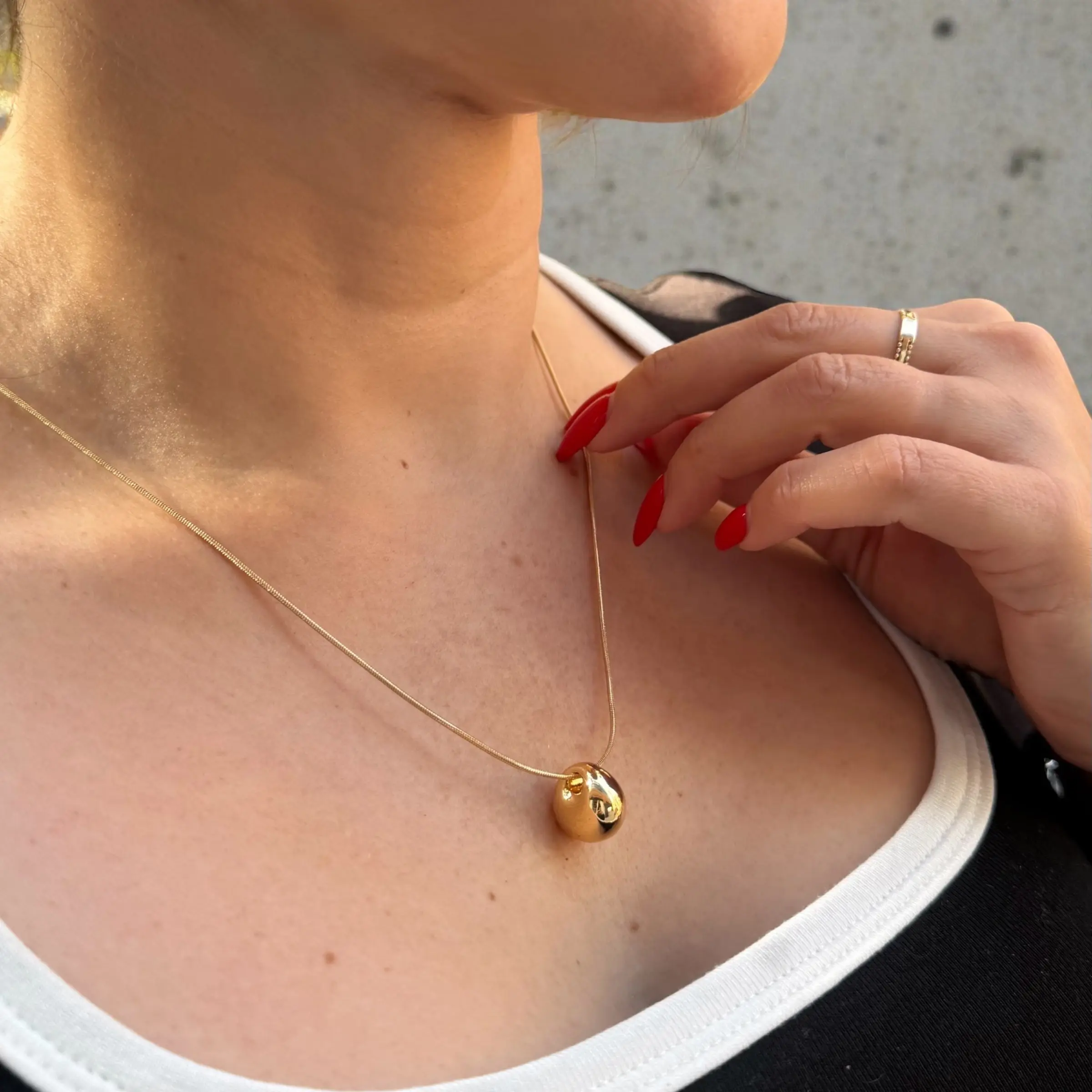 Pebble Snake Chain Necklace 18K Gold Plated
