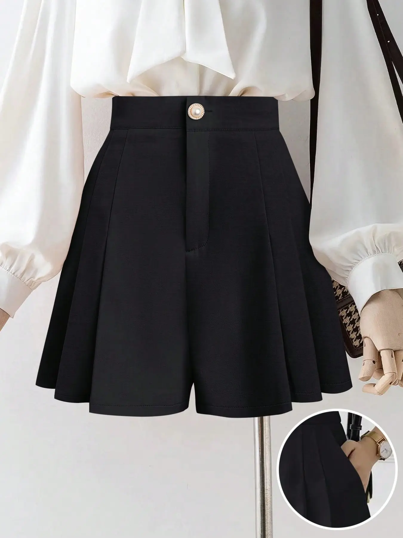 New Women's Woven Fabric Pleated A-Line Front Zip Back Elastic Waist Slimming Mid-Waist Casual Comfortable Elegant Fashion Elastic Waistband Shorts