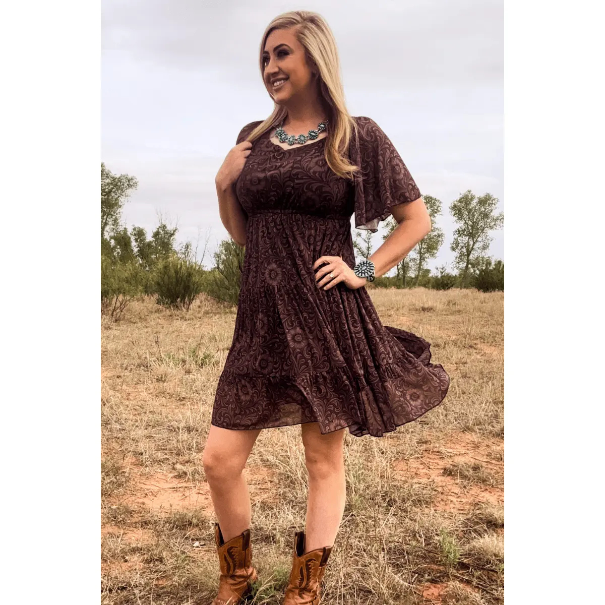 Women's Turquoise Western Dress in a Bronzed Flowers Print with Flutter Sleeves and a Comfortable Tiered Skirt, Cowboy Style for a Rodeo, Fabric, Everyday, Casual, Fashion Apparel, Western Ootd, Going Out, Scoop Neck, Short Sleeves, Feminine, Western Dres
