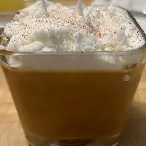 "latte mocha" is one of the best scent you can ever smell. It looks exactly like a mocha in a jar. With the glitter on the top makes it look like cinnamon, coffee scent and warm vanilla sugar as the whipped cream on top! Candle