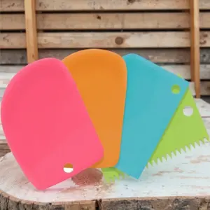 Multi-Functional Flexible Fondant Scraper Set - Heat-Resistant Non-Stick 4-Piece Baking Tools for Cake Smoothing, Piping & Shaping - Antibacterial, Easy-Clean Essential Dessert Decorating Kit