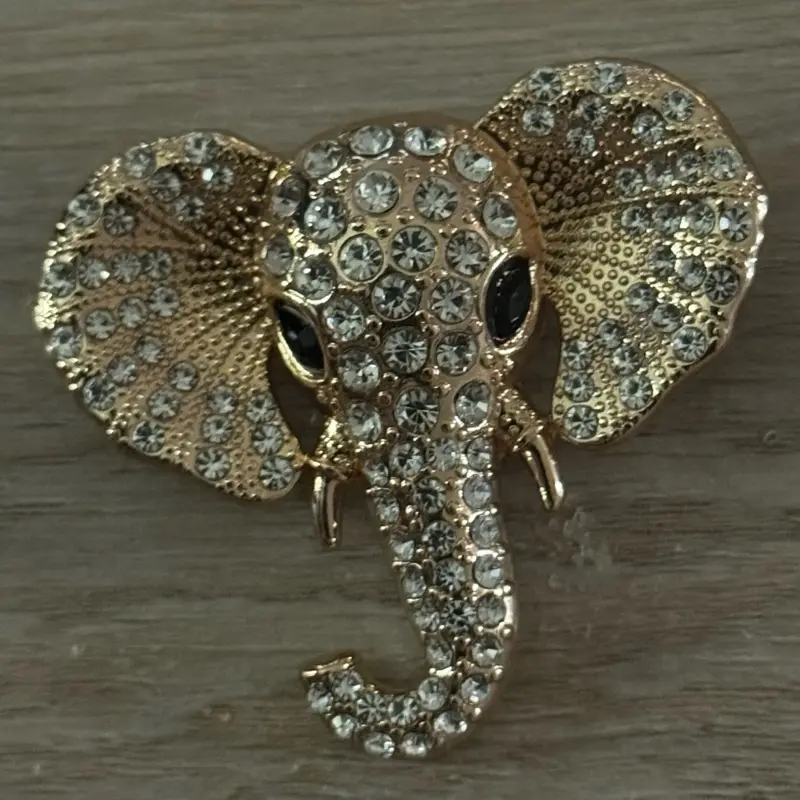 Elephant Empathy Gold Brooch with Sparkling Crystal Accents for Elegant Fashion Accessories