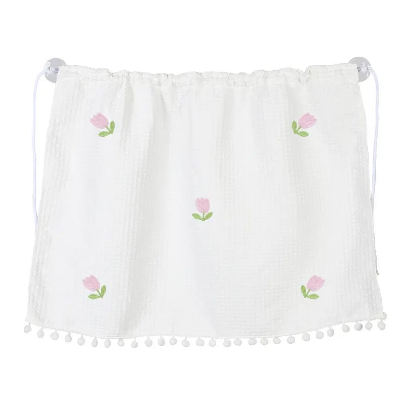 Large waffle curtain with five tulips