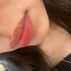 Product Review of Benefit Cosmetics Benetint Liquid Cheek Blush Stain & Lip Tint from K**z