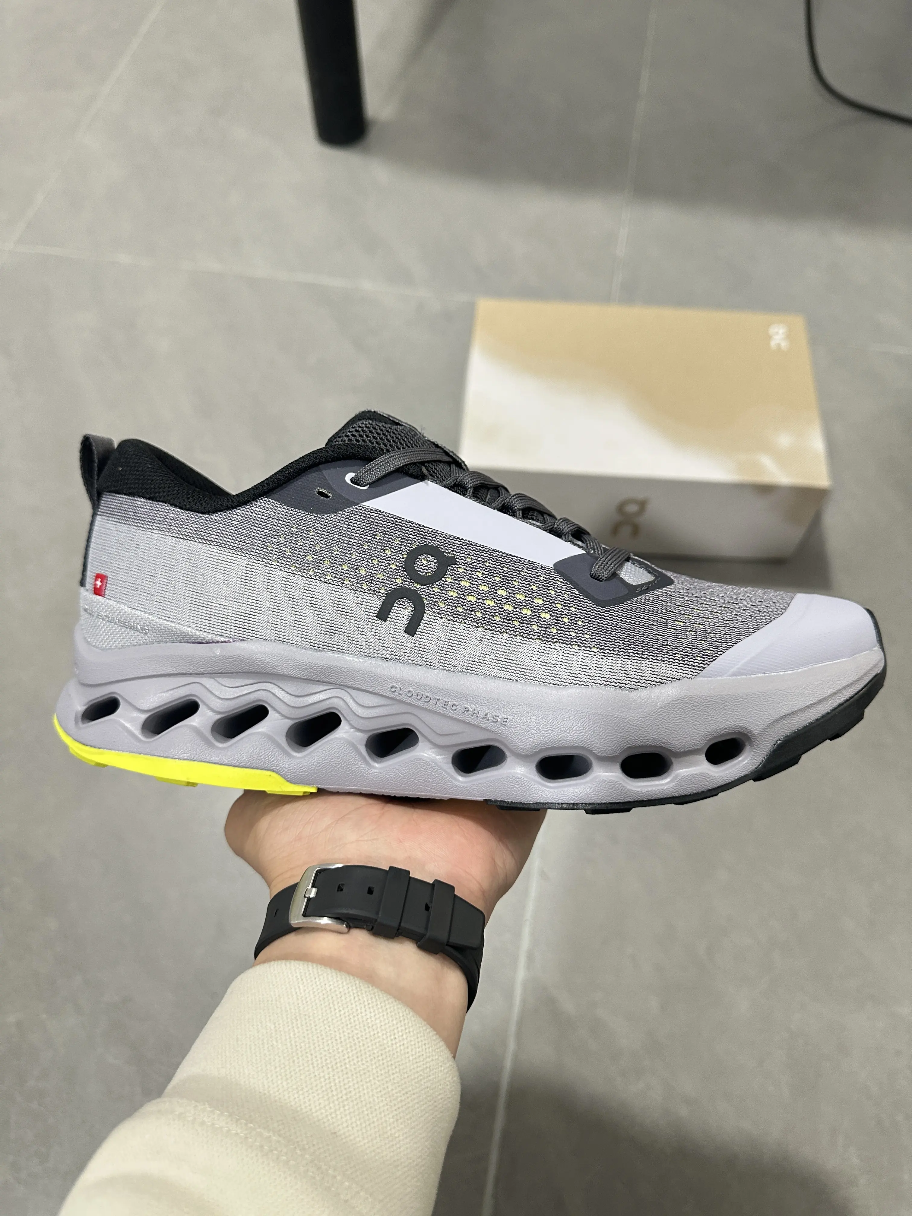 Gradient Gray White Mesh Running Shoes with Yellow Outsole, Lightweight Breathable Athletic Sneakers, Hollow Cushion Sport Trainers, Unisex Fitness Daily Walking Footwear