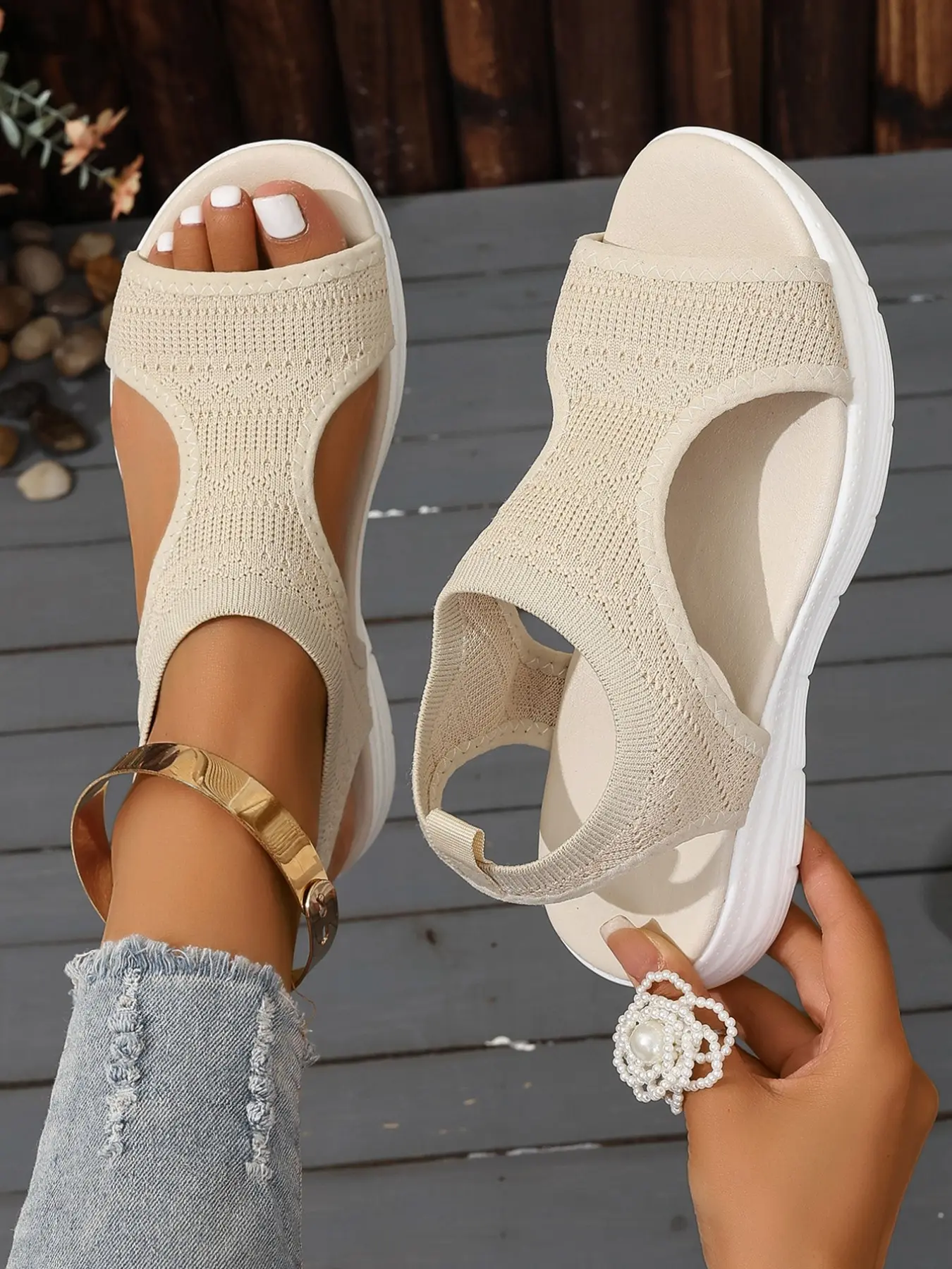 Fashion Women's Flyknit Open-Toe Thick Sole Rubber Casual Sandals, Fashionable Flat Sandals, Comfortable, Breathable and Stylish Footwear, Daily Fashion Footwear for Everyday Wear, Perfect for Summer