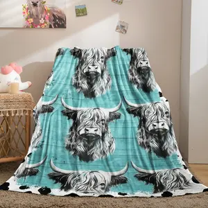 Highland Cow Lightweight Throw Blanket, Cute Western Cow Print Small Nap Blanket, Soft Flannel Fleece Travel Blanket for Office Couch Bed, Ideal Gift for Cow Lovers Farm Animal Fans Teens Girls Women Adults