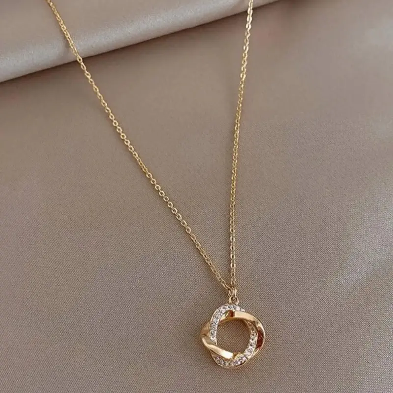 Twisted Design Circle Design Pendant Necklace, Elegant Plain Color Rhinestone Decorated Pendant Necklace for Women and Girls, Fashion Zinc Alloy Neck Jewelry for Parties, Casual Accessories, Daily Clothing Decoration