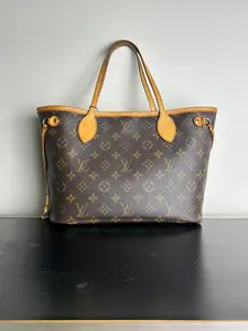 Pre-owned Canvas Shoulder Bags Louis Vuitton Monogram Neverfull PM tote bag