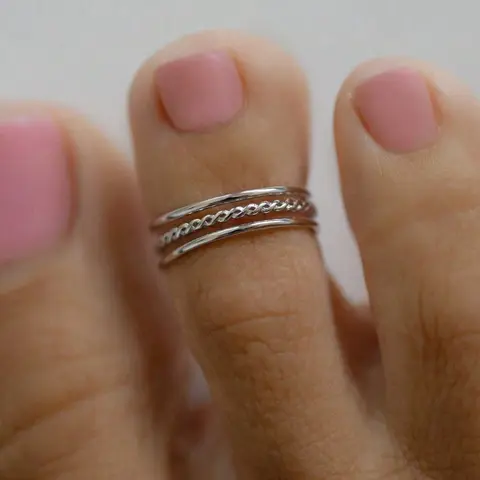 Adjustable Toe Ring Band, Boho Foot Jewelry, Wearable Jewelry for Beach and Summer, Midi Ring Body Jewelry, Birthday Gift for Her with Bohemian Touch, Beach Outing, Beach Ready, Adjustable Fit, Gift Worthy