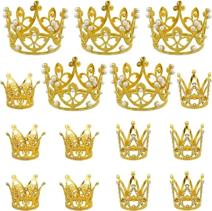 15 Pieces Crown Cake Topper 3 Sizes Mini Baby Crown Gold Tiny Queen Crowns Cake Decoration for Women Bridal Lady Girl Wedding Baby Shower Flower Arrangements Birthday Party Decor