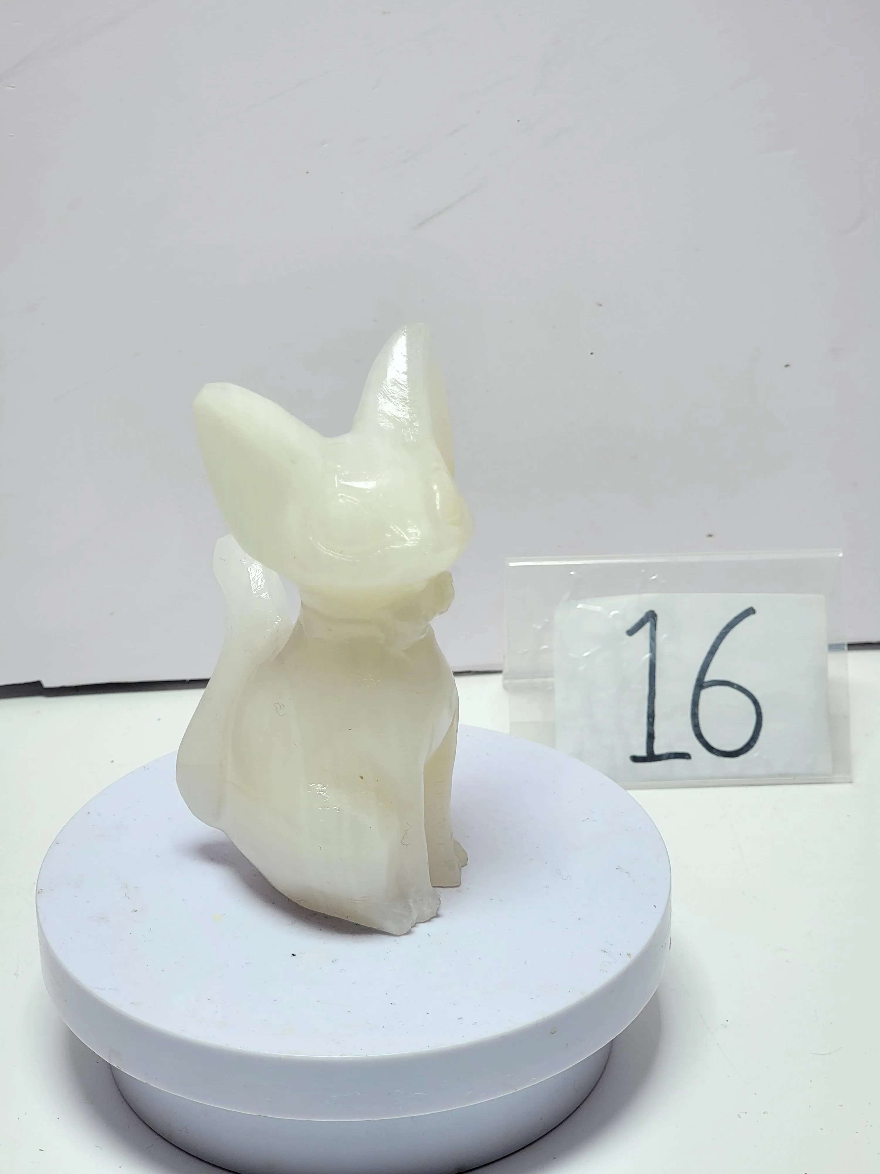 No.16 White cat jade