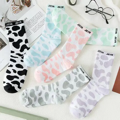 Women's 6 Pairs Cute Cow Print Crew Socks Set, Fashionable Cozy Socks for Daily Wear, Women's Socks for All Seasons, Casual Stylish Animal Socks