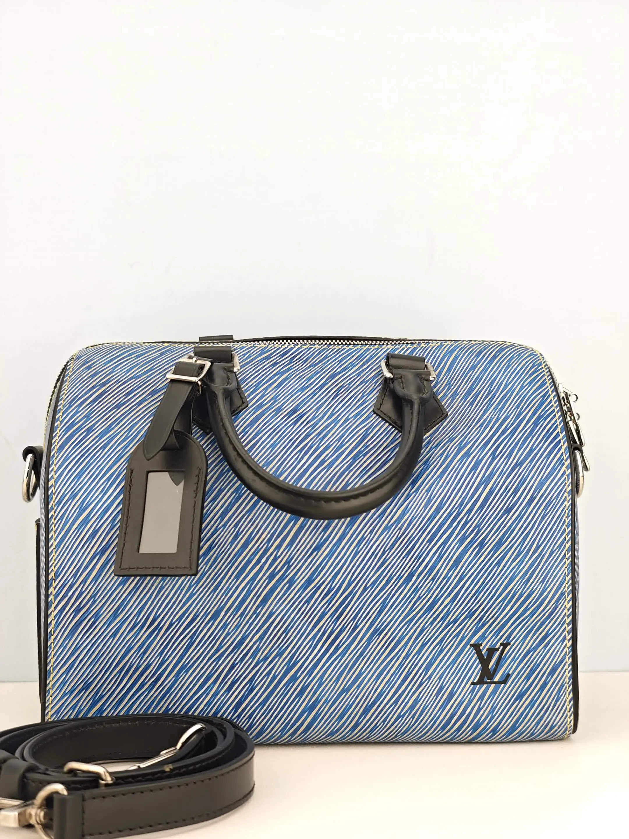 Pre-owned Epi leather Shoulder Bags Louis Vuitton Epi Speedy Bandouliere 25 Denim Light Bag【SN4106】