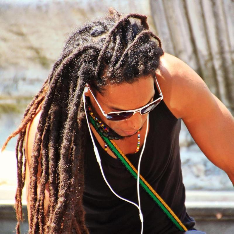 Christmas Fall Gift Dreadlock Crochet Hook for Hair 0.75mm Loc Needle for Dreads Dreadlocks Crochet Needle Interlocking Tool for Locs Braid Craft Wooden Handle DIY Hairstyles